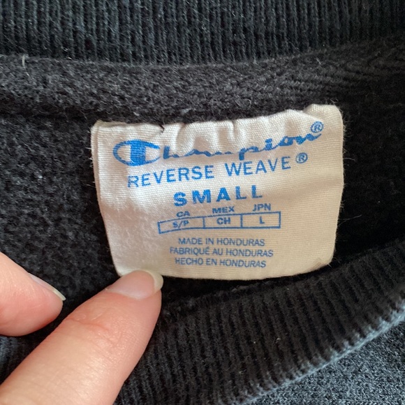 Black Champion sweater - Picture 3 of 4